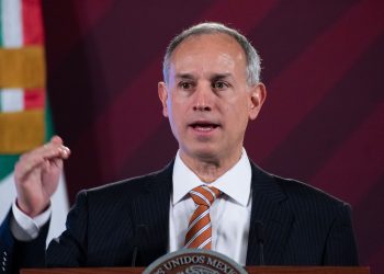 Hospitalizaciones por COVID-19 se mantienen estables pese a incremento de casos