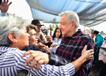 Presidente atiende demandas del pueblo de Morelos