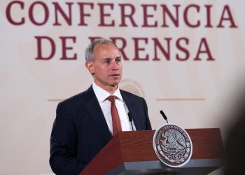 A la baja, sexta ola de COVID-19