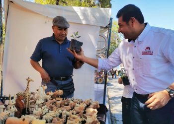 Alejandro Armenta Mier cumple responsabilidad social para reforestar zonas ecológicas de Puebla￼