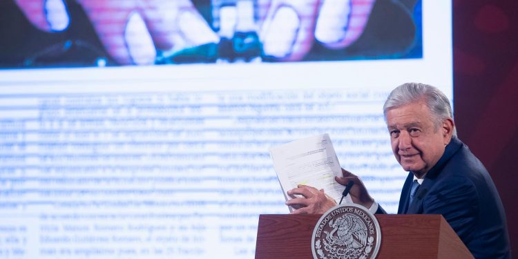 Presidente celebra 90 años de Banobras; institución contribuye a obras estratégicas de la Cuarta Transformación