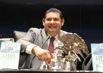 Reforma electoral asegura transparencia en manejo de recursos de partidos políticos, destaca Alejandro Armenta￼