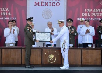 Armenta reconoce labor histórica de Fuerzas Armadas en defensa de la soberanía nacional￼