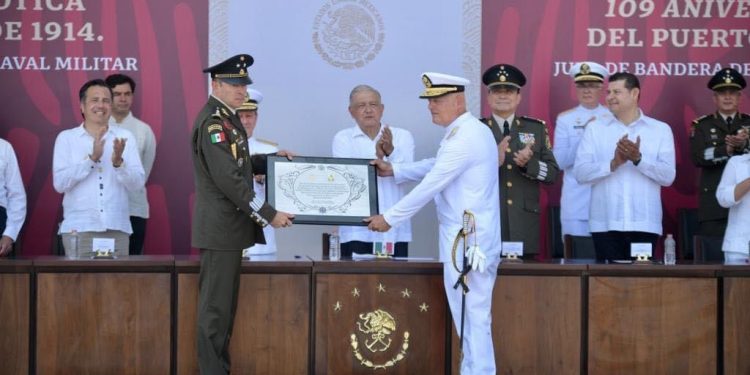 Armenta reconoce labor histórica de Fuerzas Armadas en defensa de la soberanía nacional￼